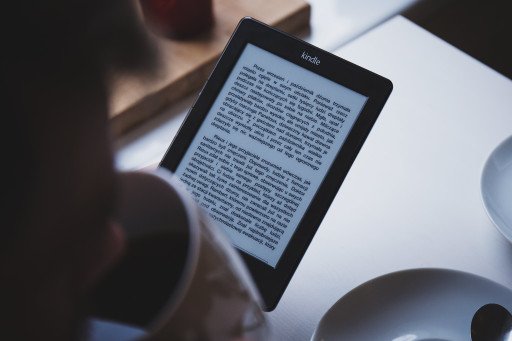 Amazon Kindle E-Readers comparison